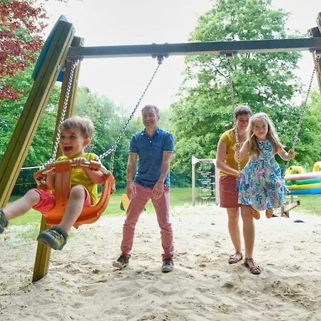 Le Hameau Du Petit Lay Campsite 3*