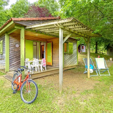 Le Hameau Du Petit Lay Campsite Mouchamps