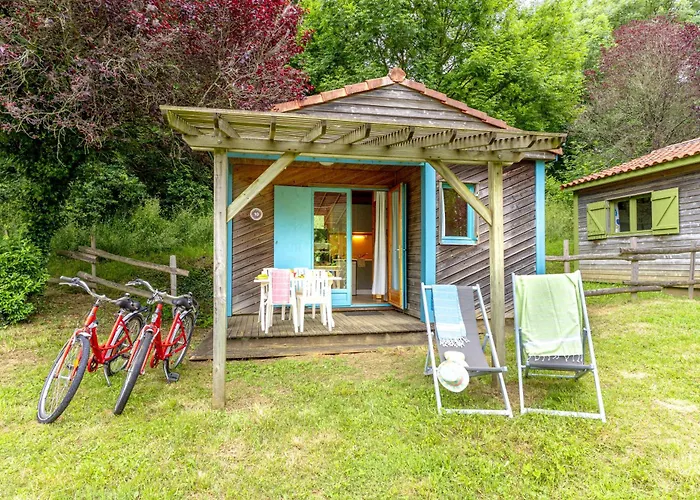 Le Hameau Du Petit Lay 3*