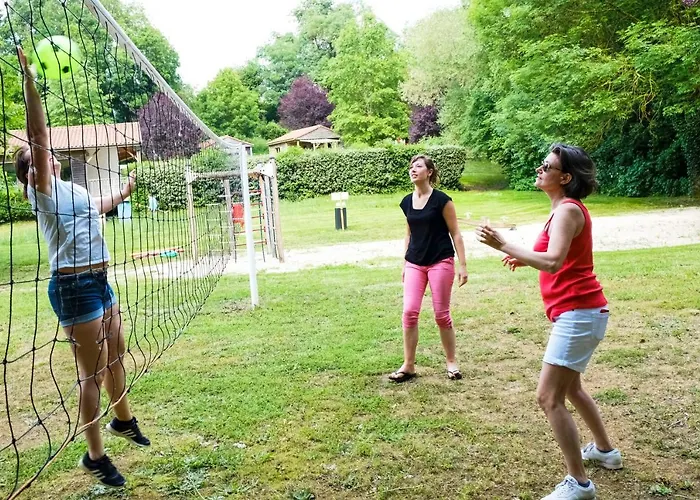 Le Hameau Du Petit Lay مكان تخييم Mouchamps