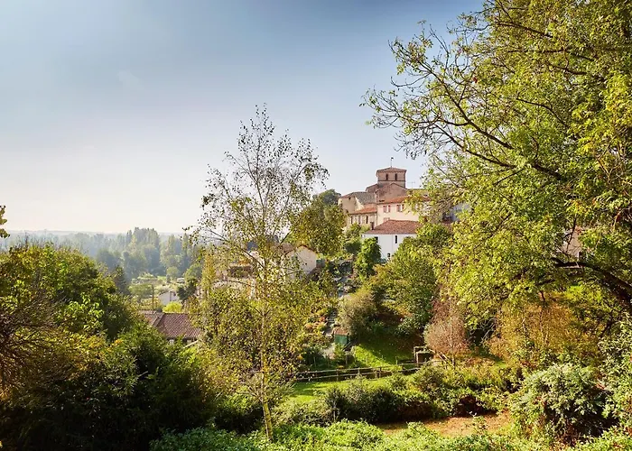 Кемпинг Le Hameau Du Petit Lay